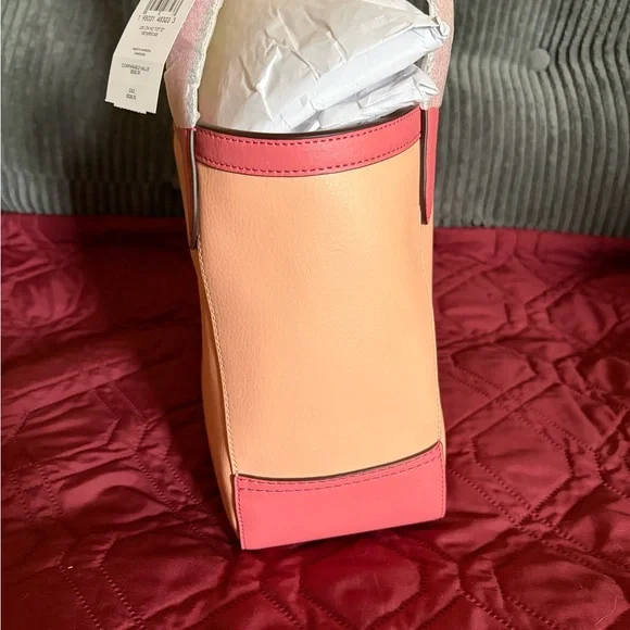 Coach Two-Tone Pink and Peach Tote - Picture 4 of 6